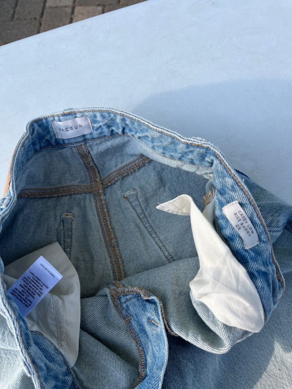 PacSun Light Wash Wide Leg Jeans - Picture 3 of 9